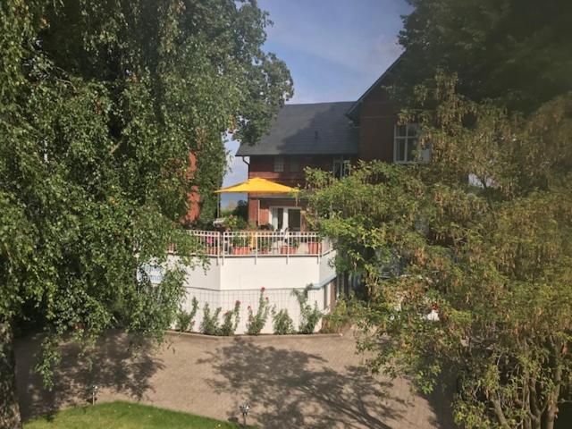 Kleines Strandhotel Niendorf  Exterior photo